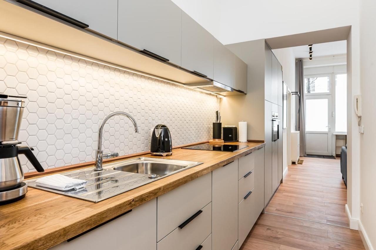Neues Design-Apartment In Friedrichshain Berlin Eksteriør bilde