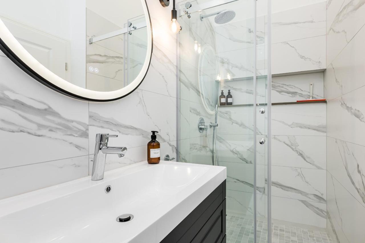Neues Design-Apartment In Friedrichshain Berlin Eksteriør bilde